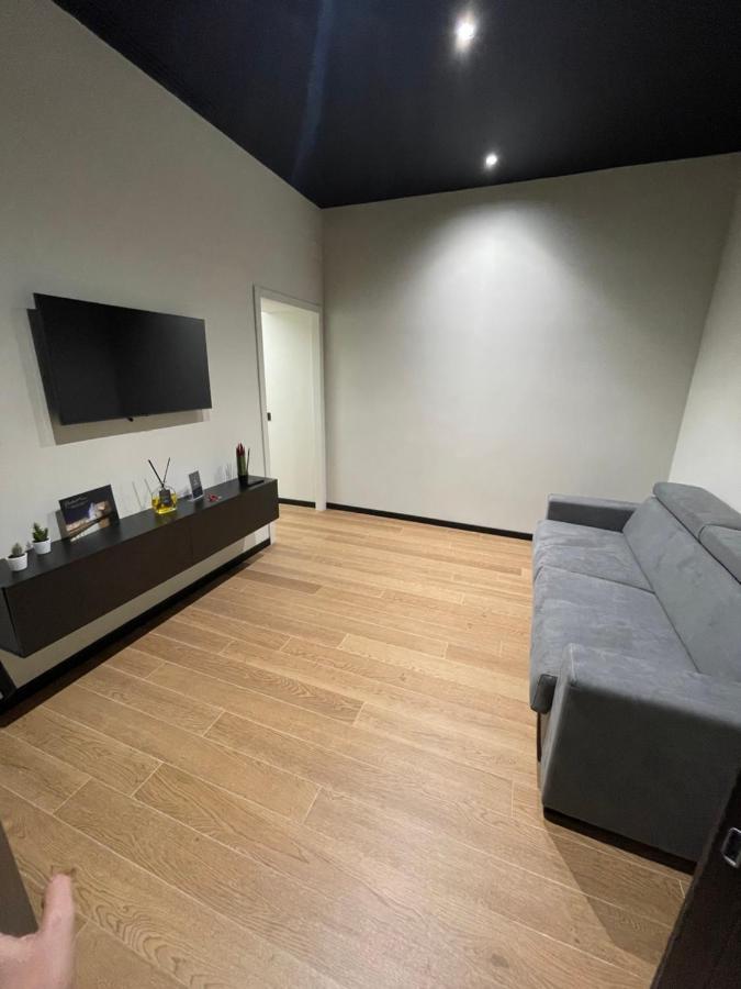 Chiatamone Luxury Home เนเปิลส์ ภายนอก รูปภาพ