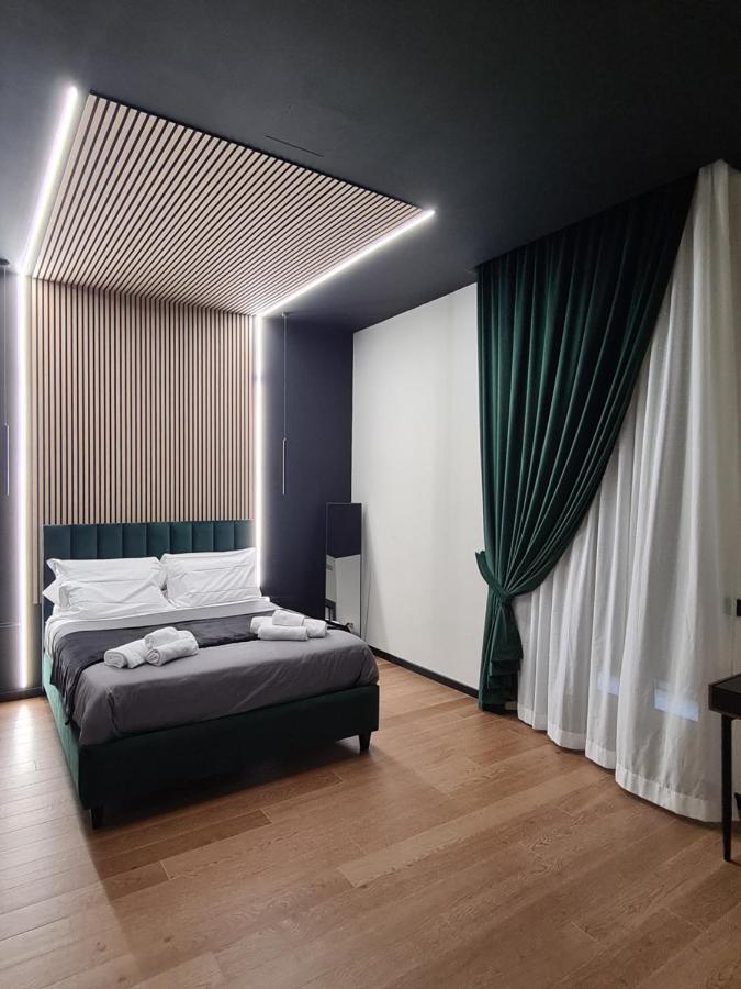 Chiatamone Luxury Home เนเปิลส์ ภายนอก รูปภาพ